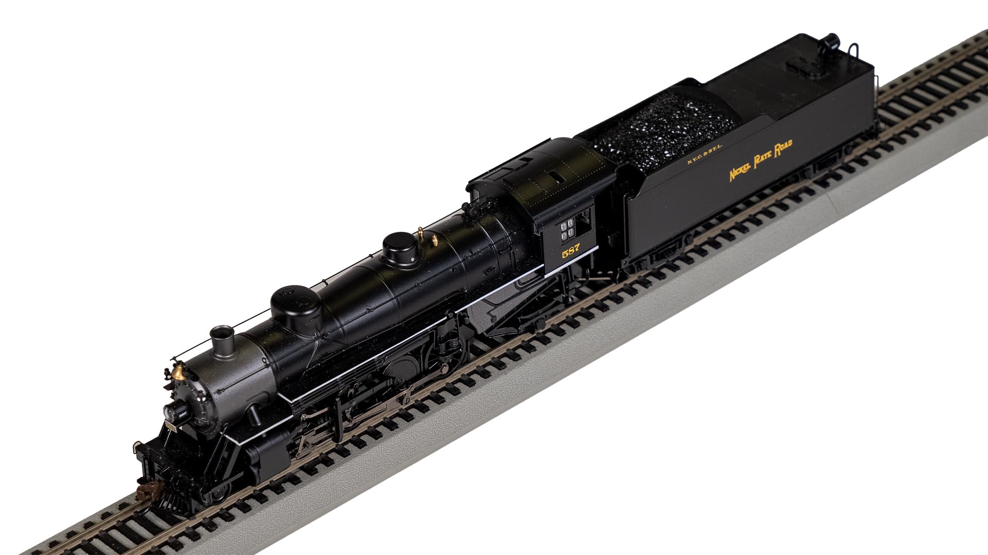 Amazon.com: Bachmann Trains - USRA Light 2-8-2 DCC Ready